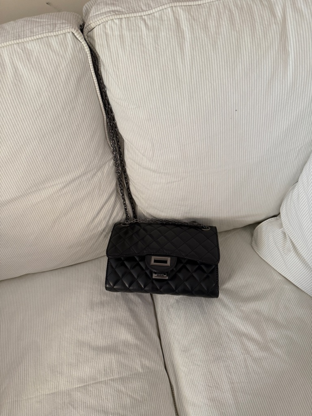 Black Quilted Chain-Handle Shoulder Bag